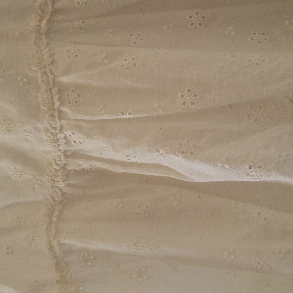 Dress - Picture 2 of 5